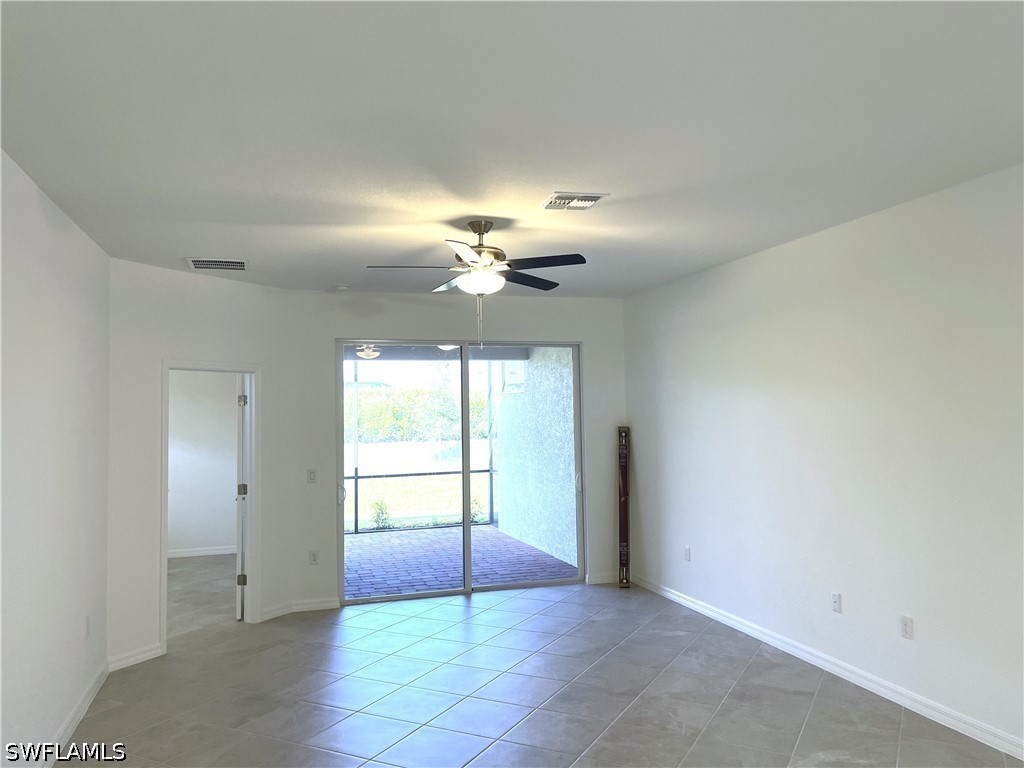 2184 Dragonfruit Way Property Photo 6