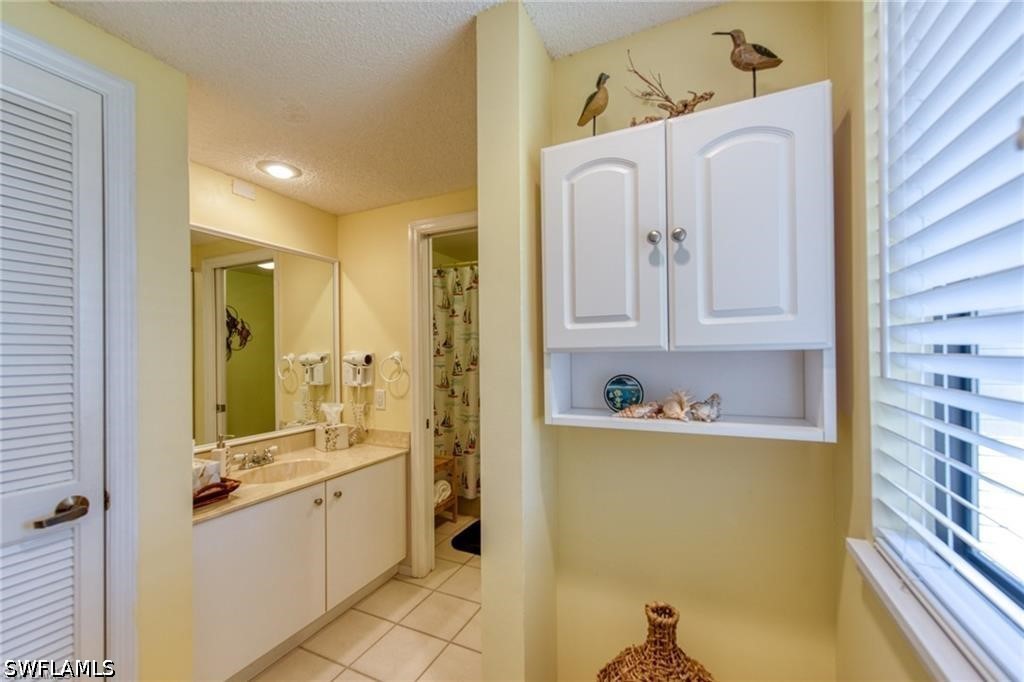 64 4th St C207 Property Photo 11