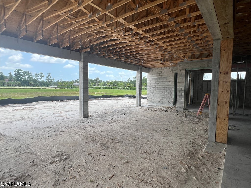940 Chimney Rock Rd Property Photo 6
