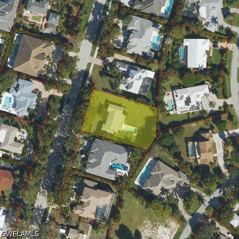 1608 Crayton Rd Property Photo 2