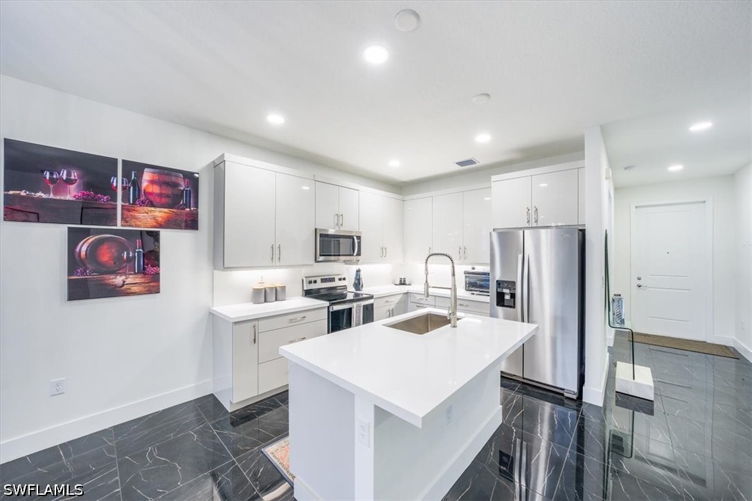 5664 Cerva Ln Property Photo 8