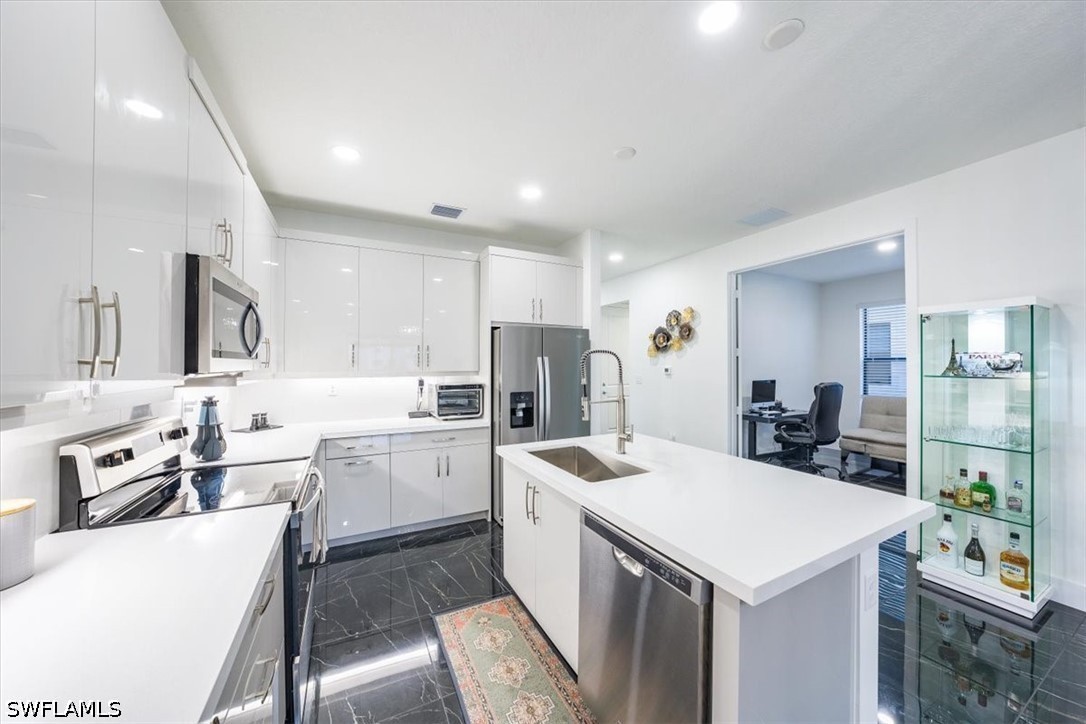 5664 Cerva Ln Property Photo 10