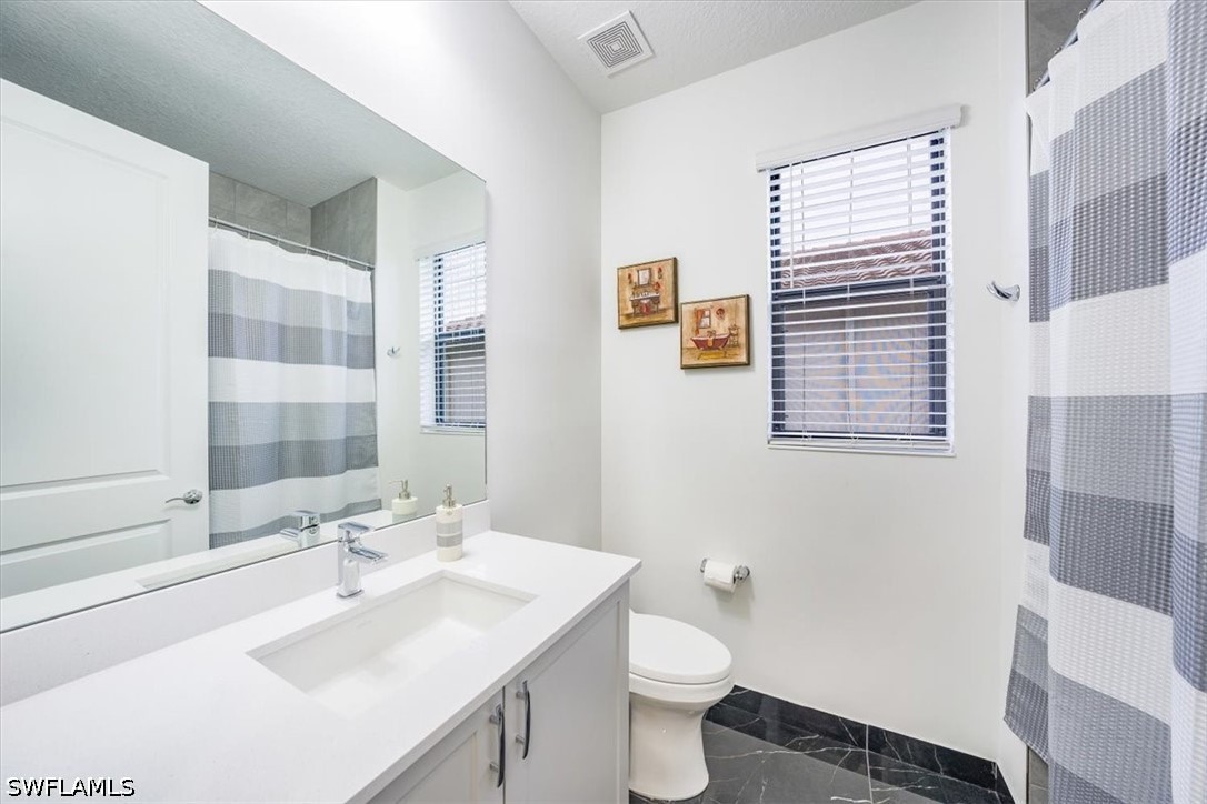 5664 Cerva Ln Property Photo 13