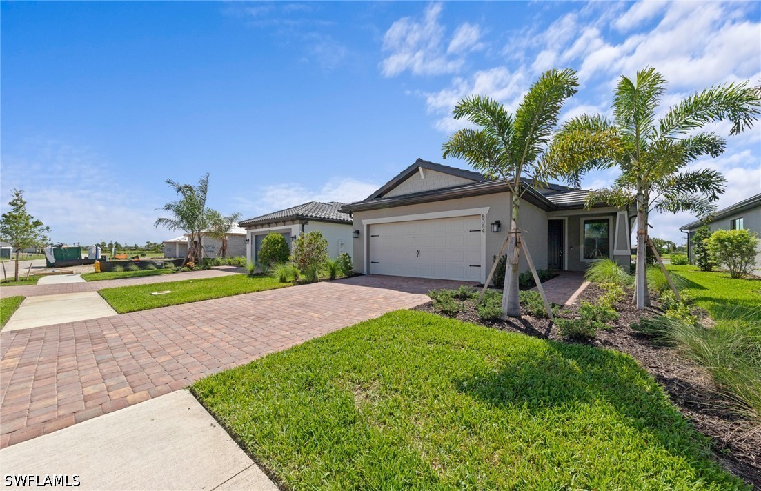 6384 Honor Way Property Photo 4