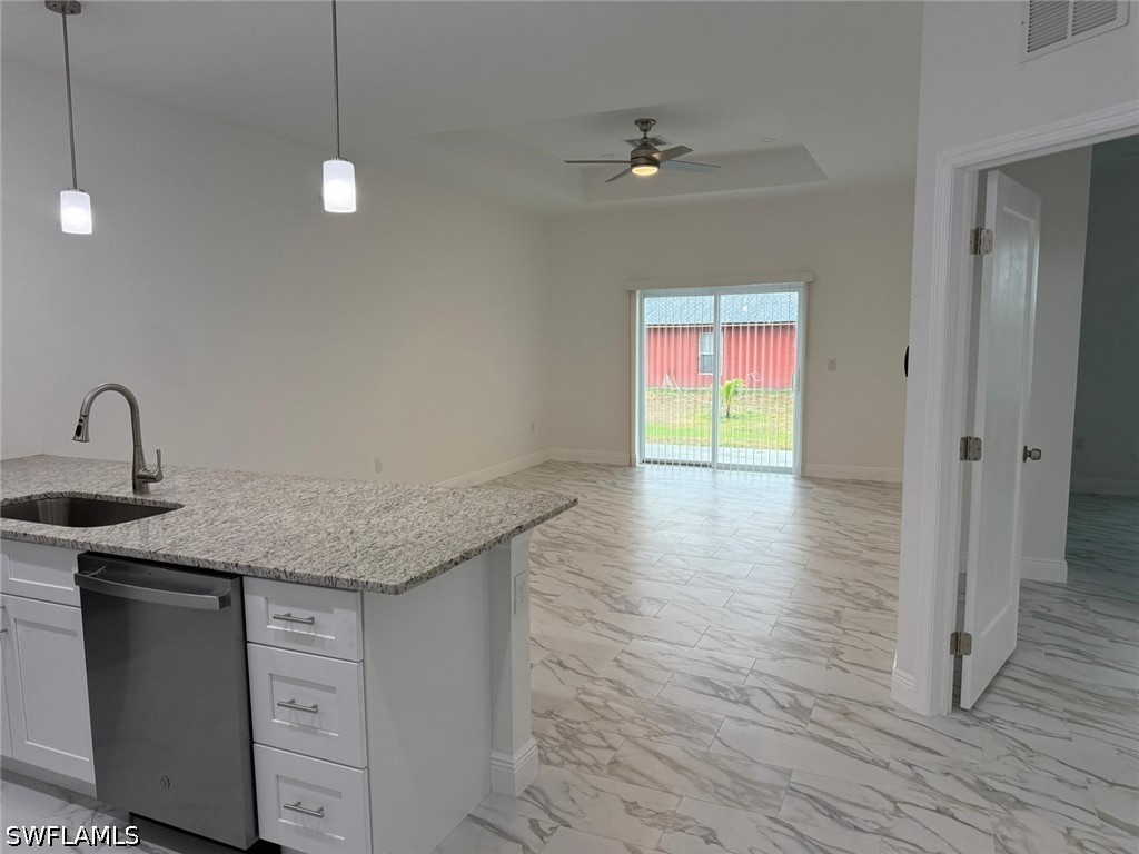 5249-5251 Centennial Blvd Property Photo 11
