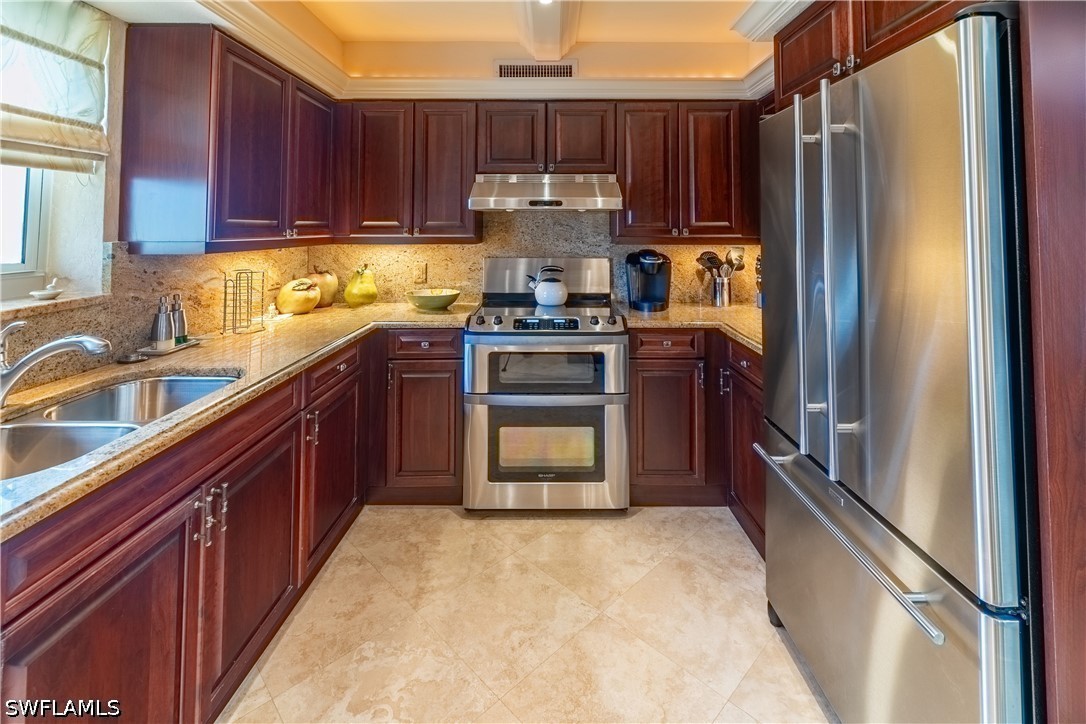 10701 Gulf Shore Dr 1002 Property Photo 12