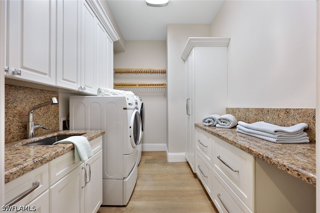 1725 Supreme Ct Property Photo 33