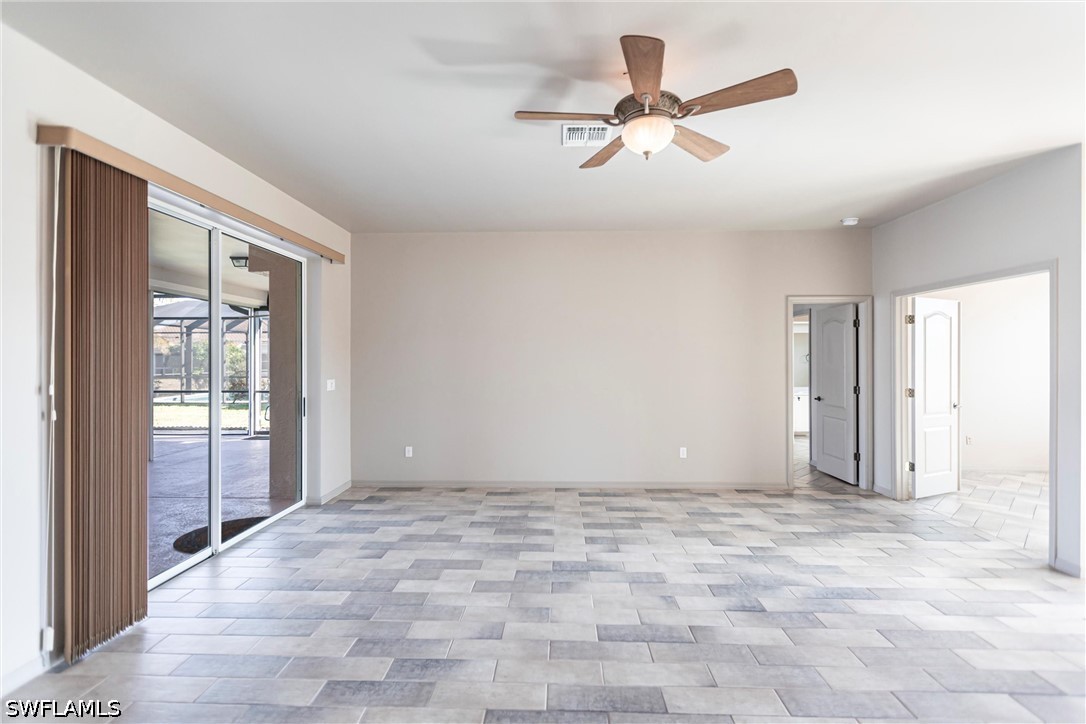 8361 Trentwood Ct Property Photo 11