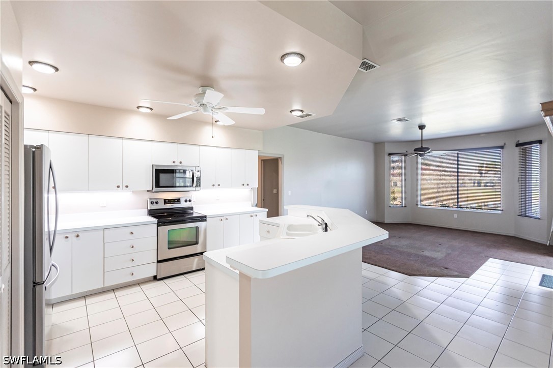 8361 Trentwood Ct Property Photo 12