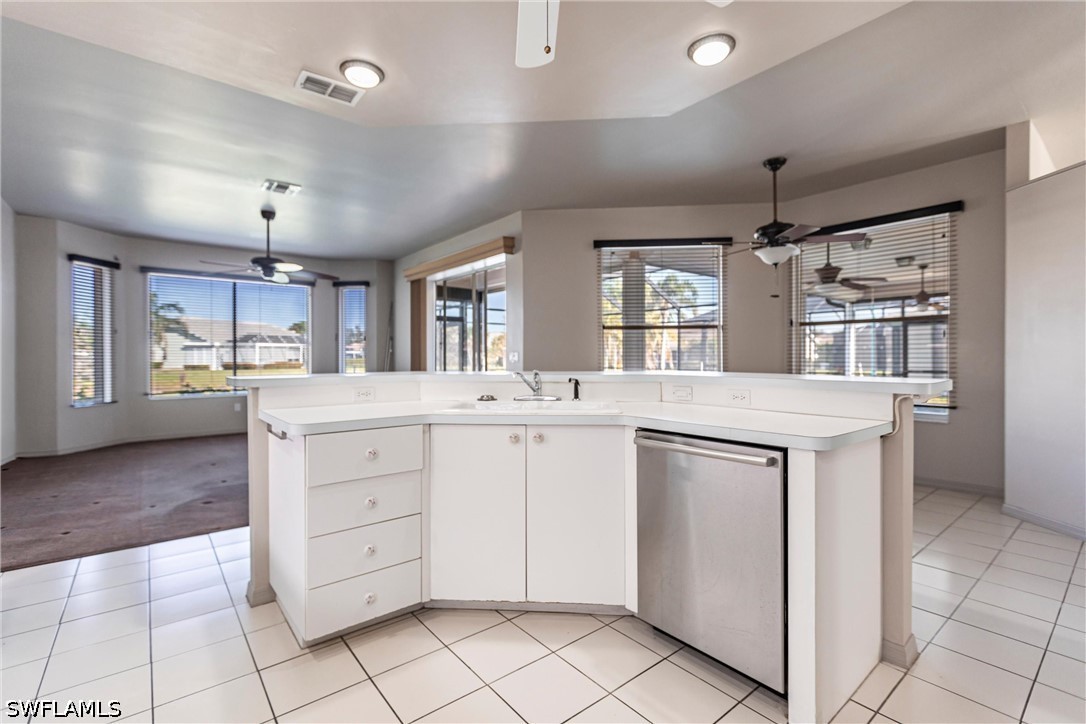 8361 Trentwood Ct Property Photo 16