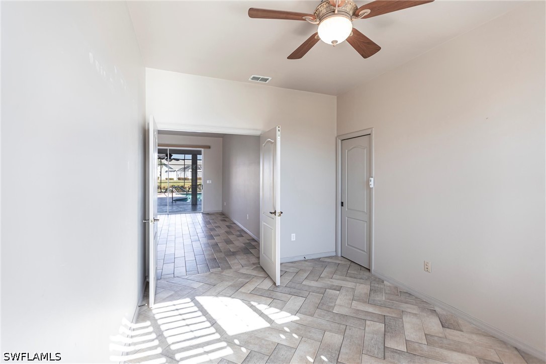 8361 Trentwood Ct Property Photo 20