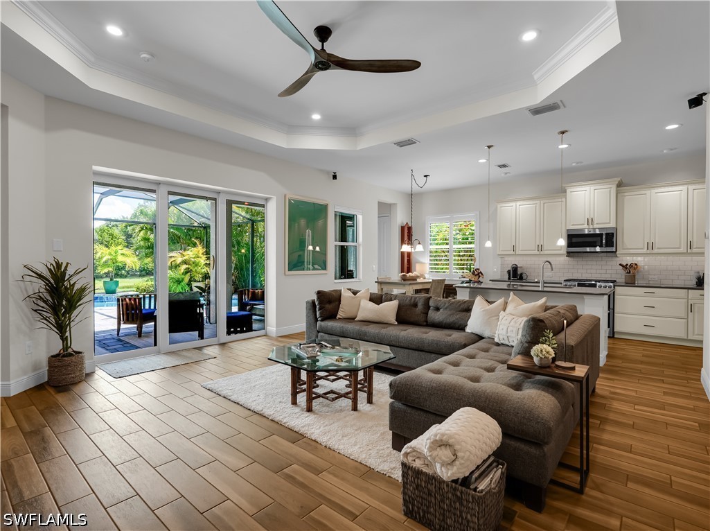 9604 Estero Grove Way Property Photo 4