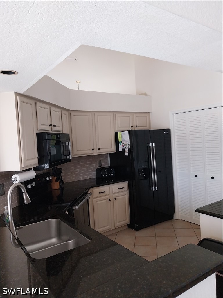 449 Dundee Ct Property Photo 10