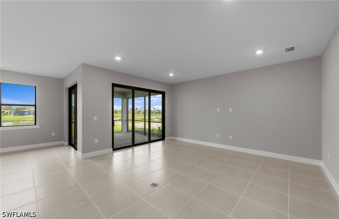 3579 Loyalty Loop Property Photo 11