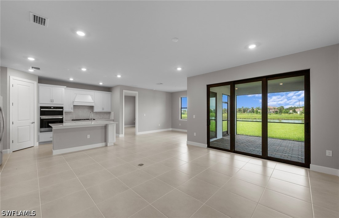 3579 Loyalty Loop Property Photo 12
