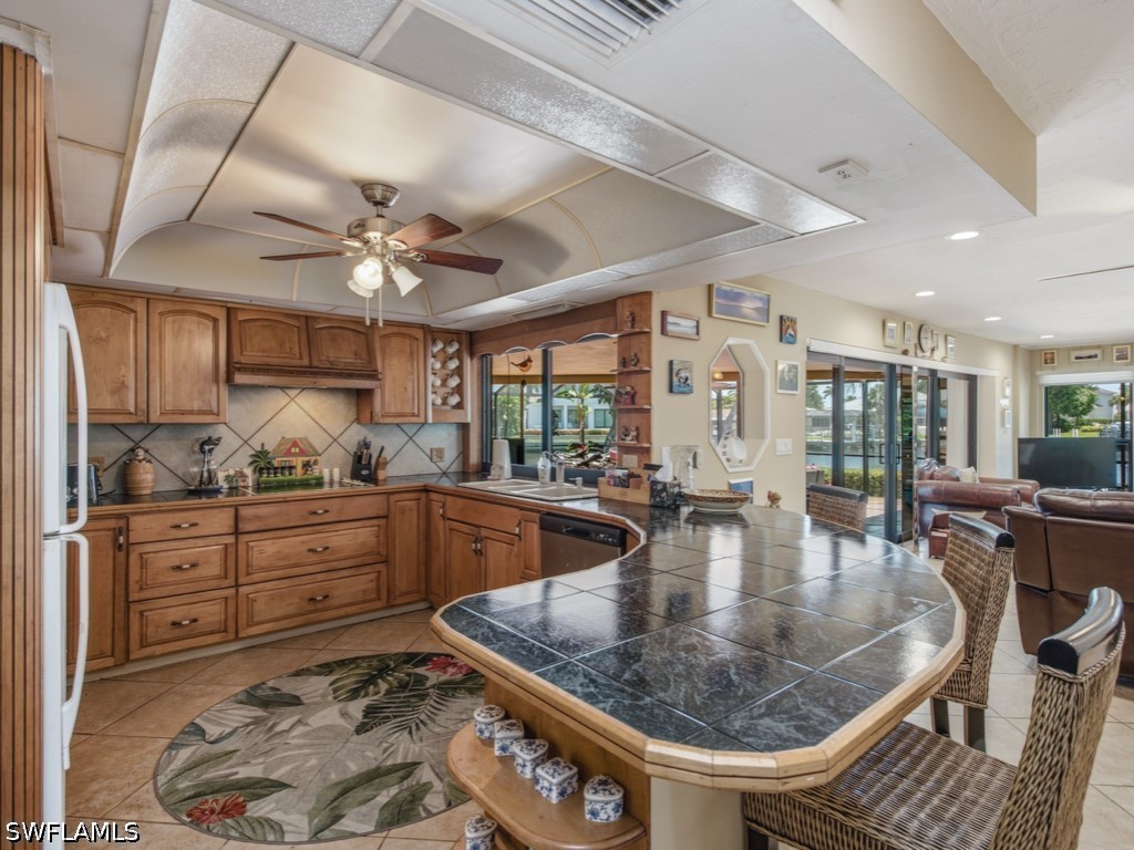 197 Gulfport Ct Property Photo 8