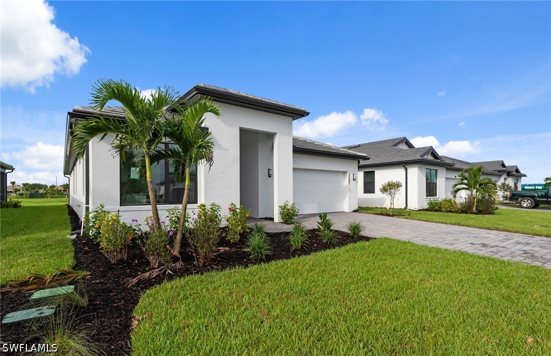 3587 Loyalty Loop Property Photo 3