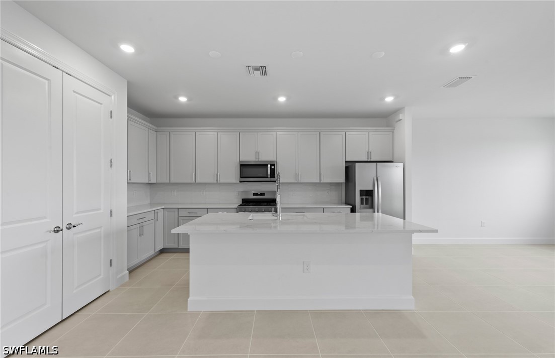 3587 Loyalty Loop Property Photo 25