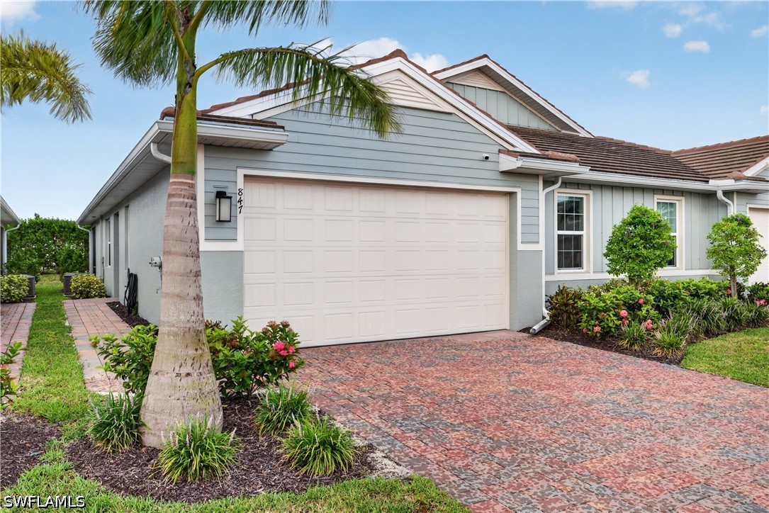 847 Enbrook Loop Property Photo 16