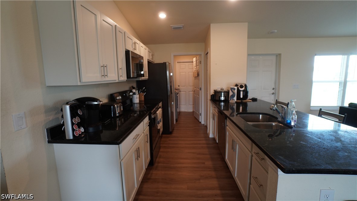 7012 Ramrod Cir Property Photo 8