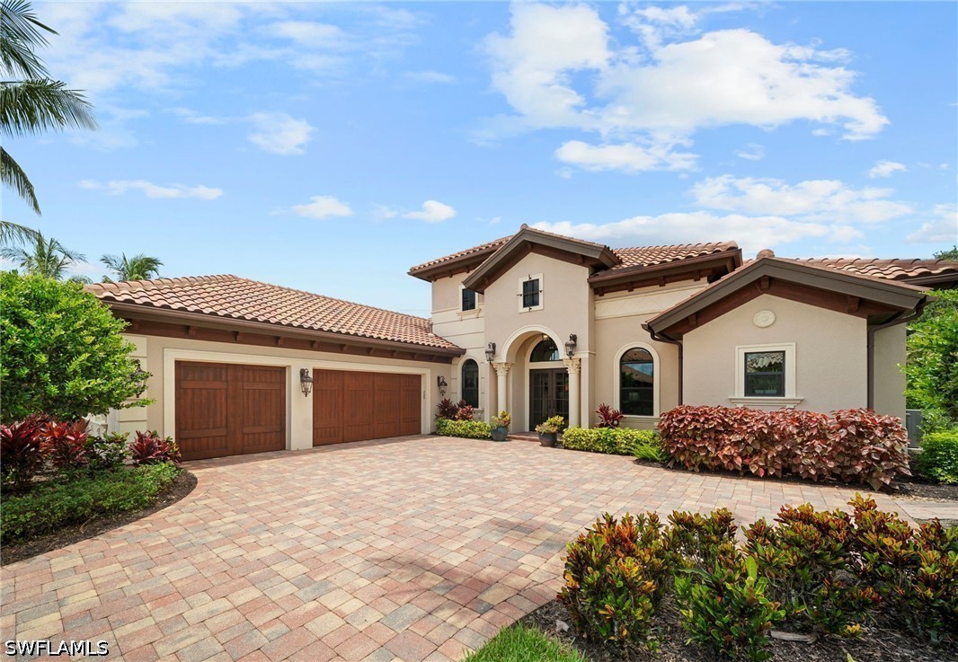 6477 Costa Cir Property Photo