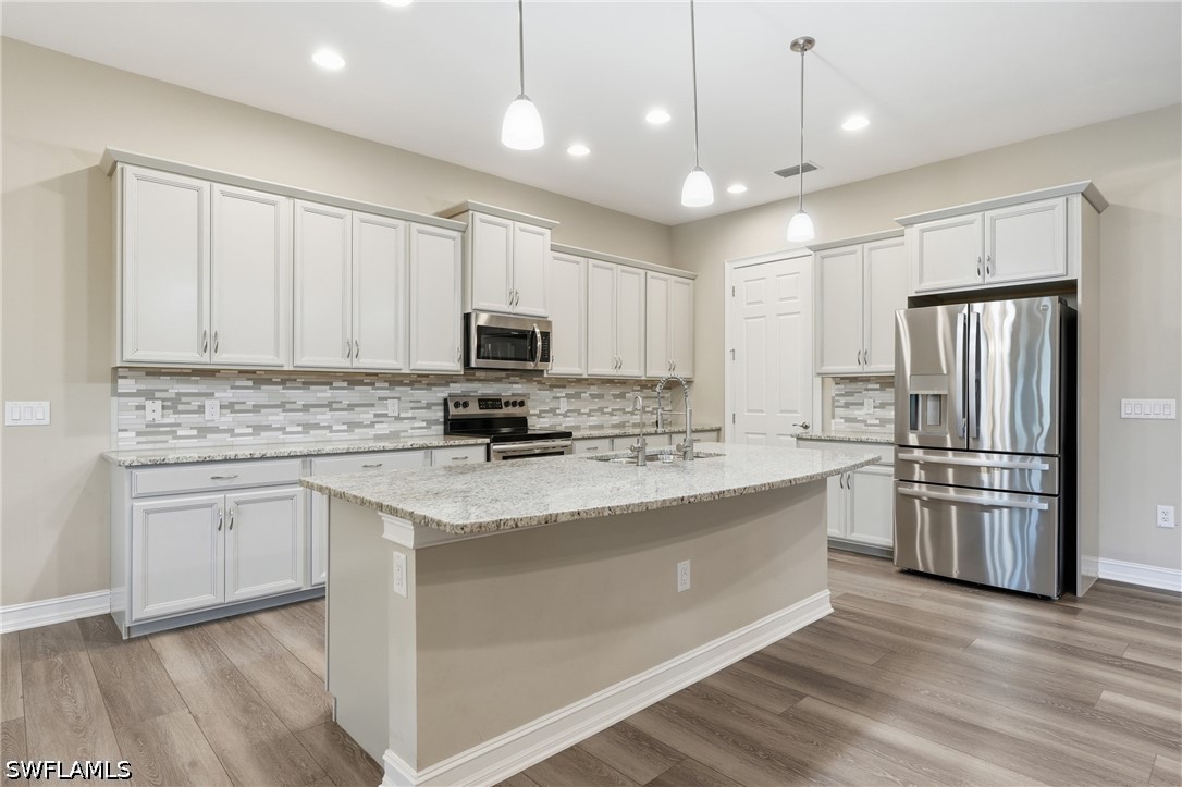 10240 Avonleigh Dr Property Photo 15