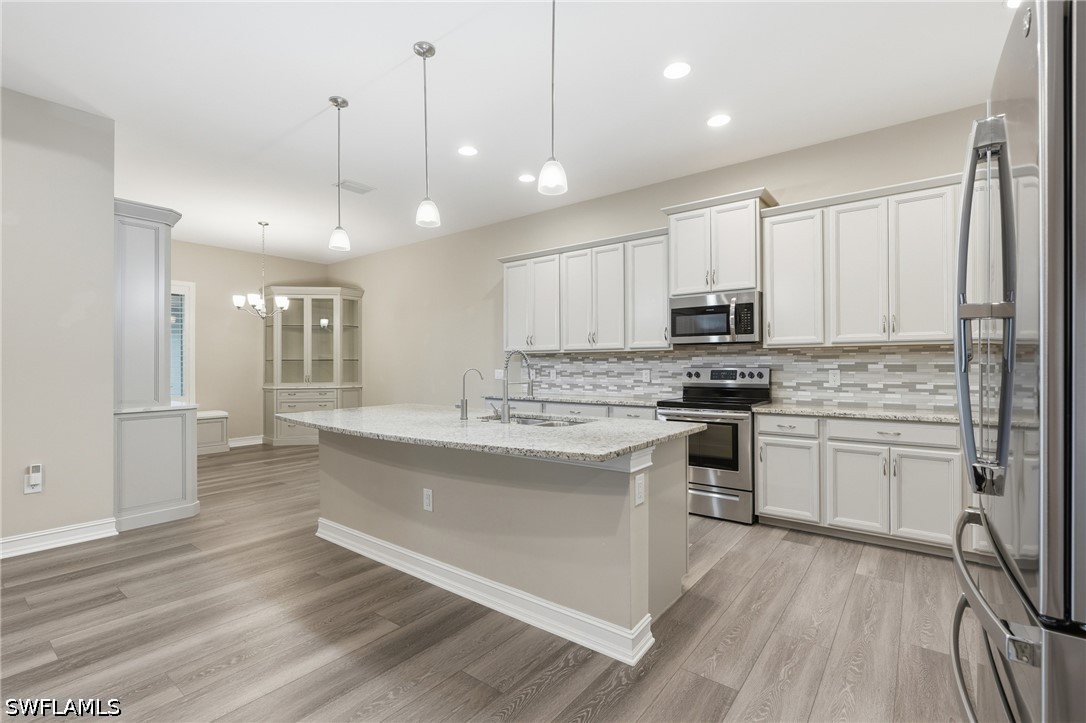10240 Avonleigh Dr Property Photo 16