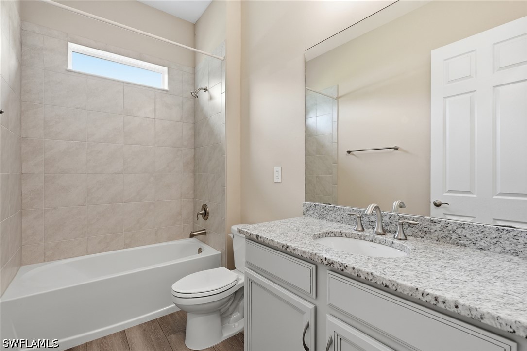 10240 Avonleigh Dr Property Photo 37