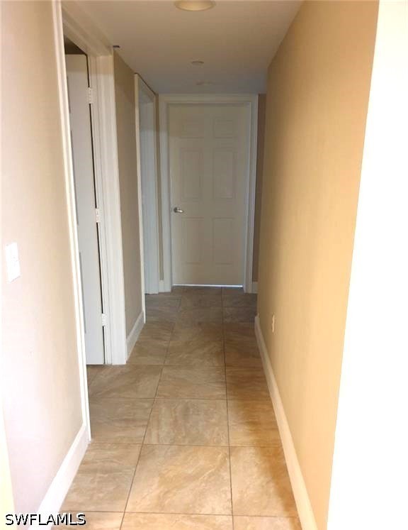 8298 Key Royal Ln 424 Property Photo 3