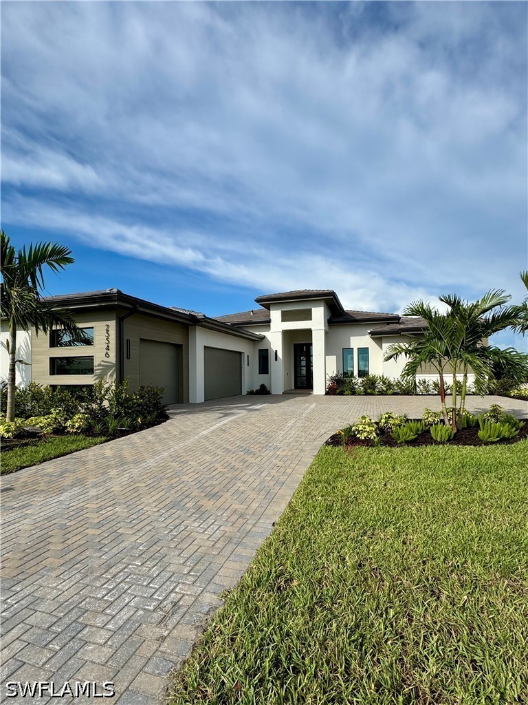 25546 Crystal Shore Dr Property Photo 2