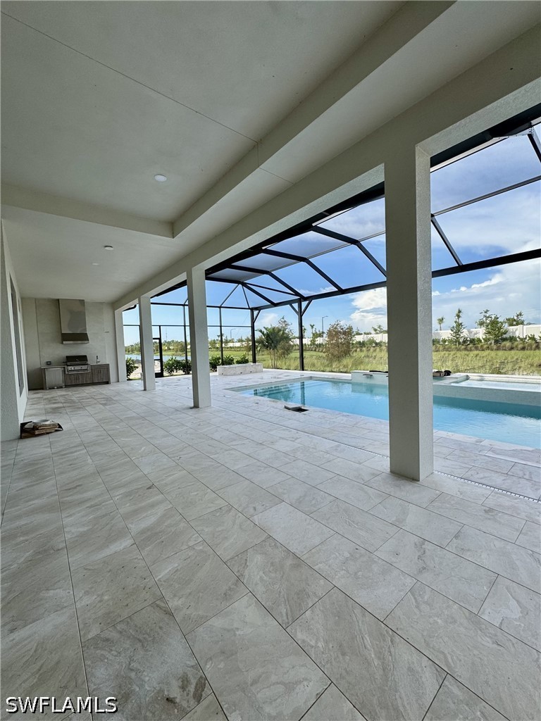 25546 Crystal Shore Dr Property Photo 5