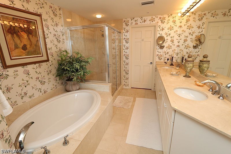 60 Seagate Dr 604 Property Photo 14