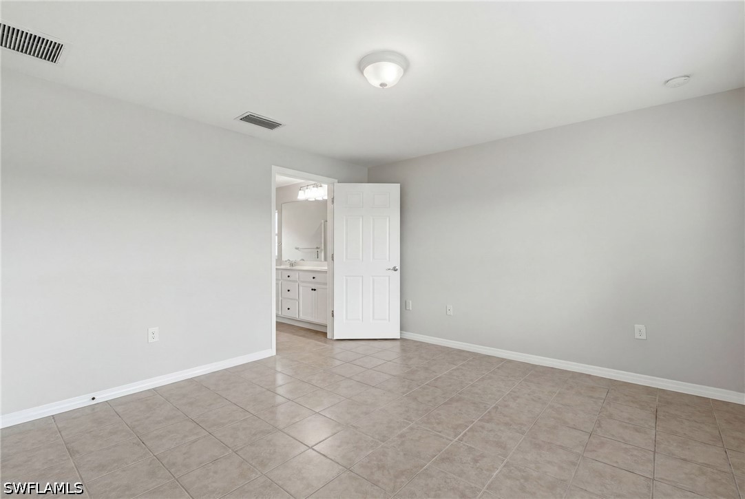5784 Declaration Ct Property Photo 19