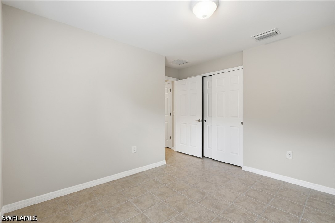 5784 Declaration Ct Property Photo 25