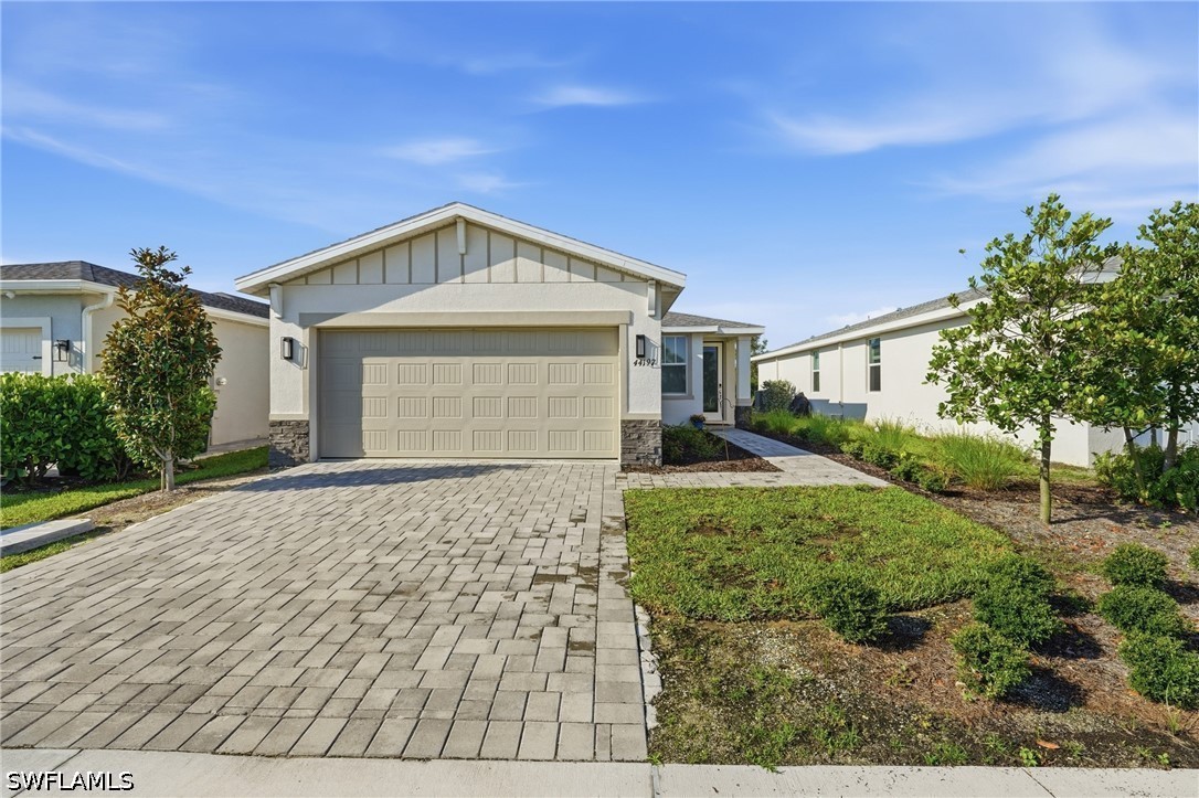 44197 Frontier DR Property Photo 1