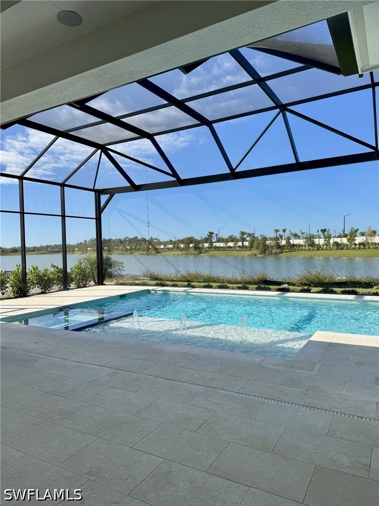 25562 Crystal Shore Dr Property Photo 7