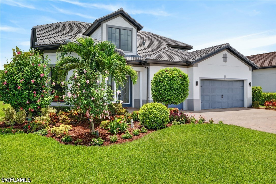 19263 Aqua Shore Dr Property Photo 1