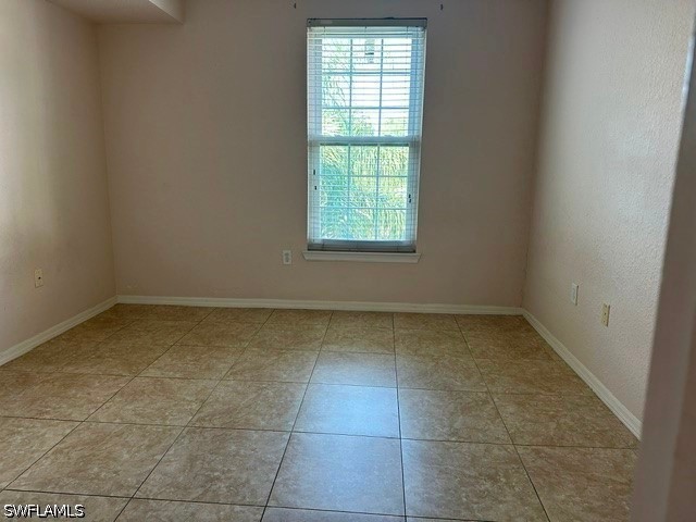 23660 Walden Center Dr 306 Property Photo 7