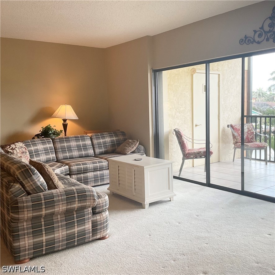 1165 Clam Ct 7 Property Photo 6