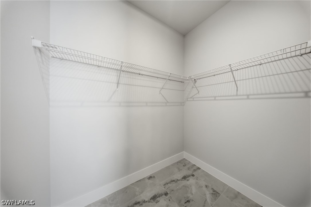 2909/2911 Owen Ave S Property Photo 28
