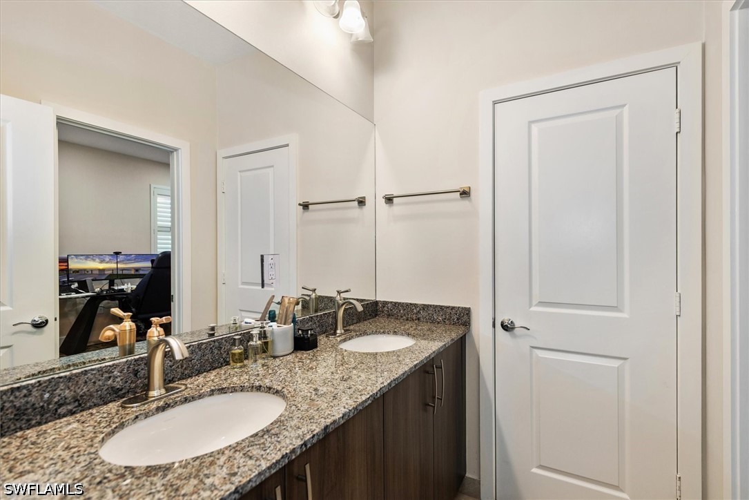 4881 Iron Horse Way Property Photo 23
