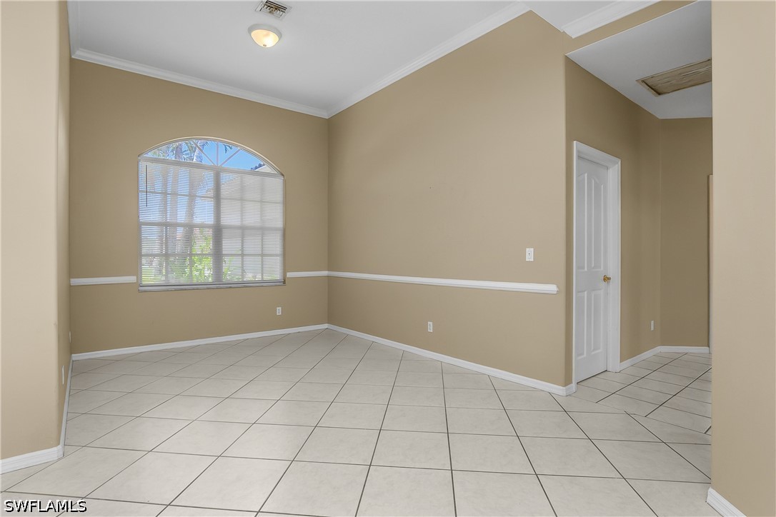 11082 Lakeland Cir Property Photo 9