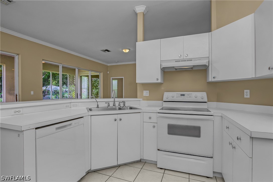 11082 Lakeland Cir Property Photo 14