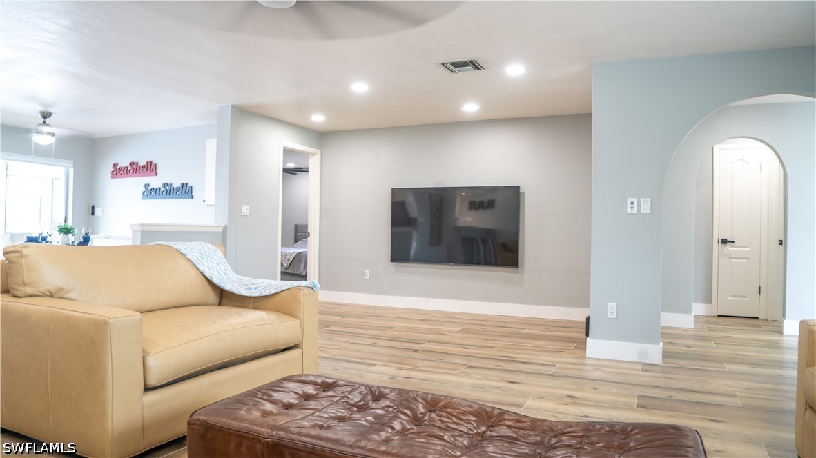 2090 Via Venice Property Photo 11