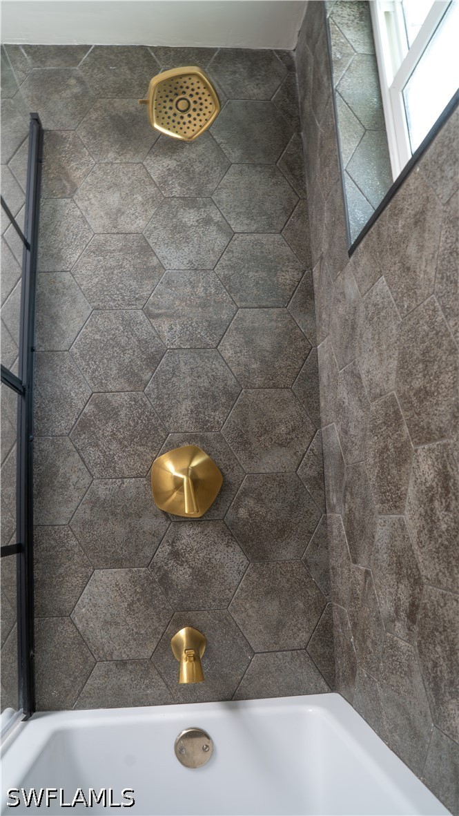 2090 Via Venice Property Photo 27