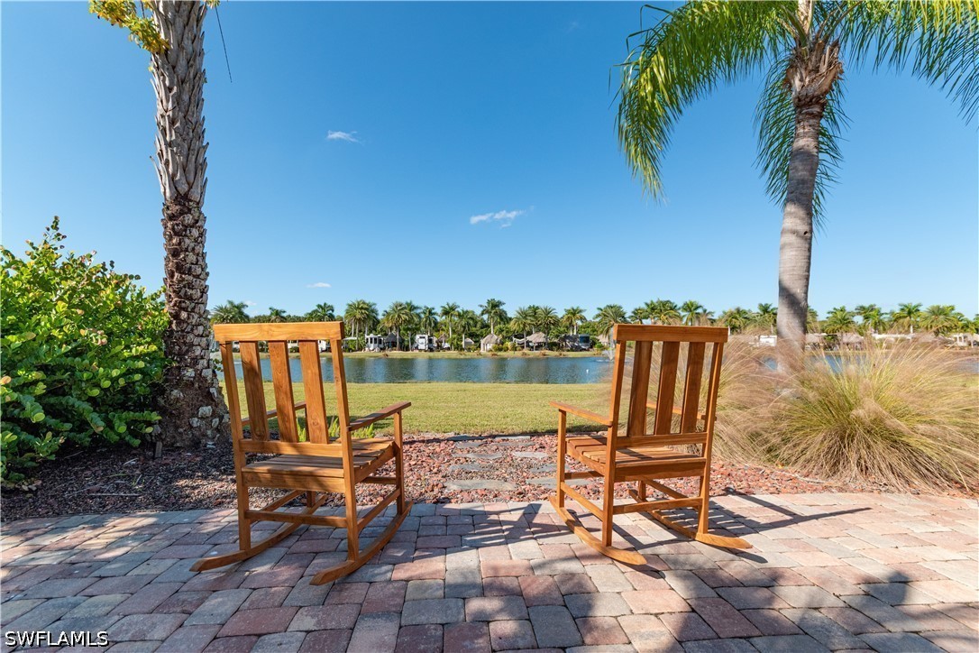 5216 Pineland Daisy Trl Property Photo 6