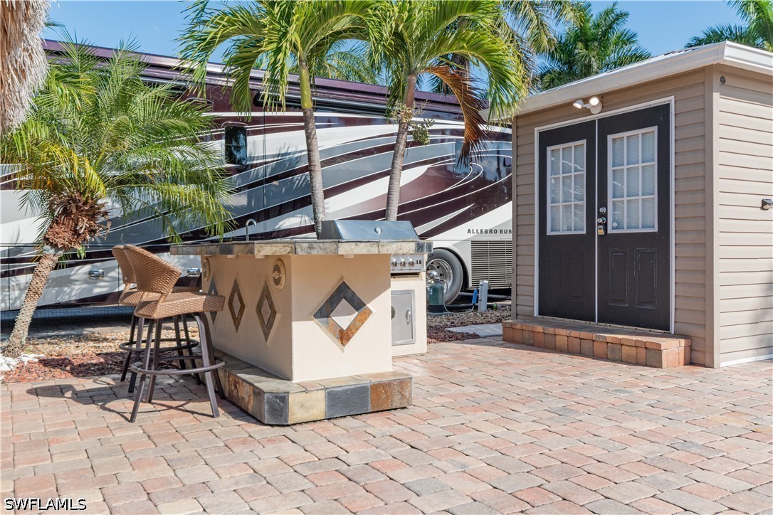 5216 Pineland Daisy Trl Property Photo 11