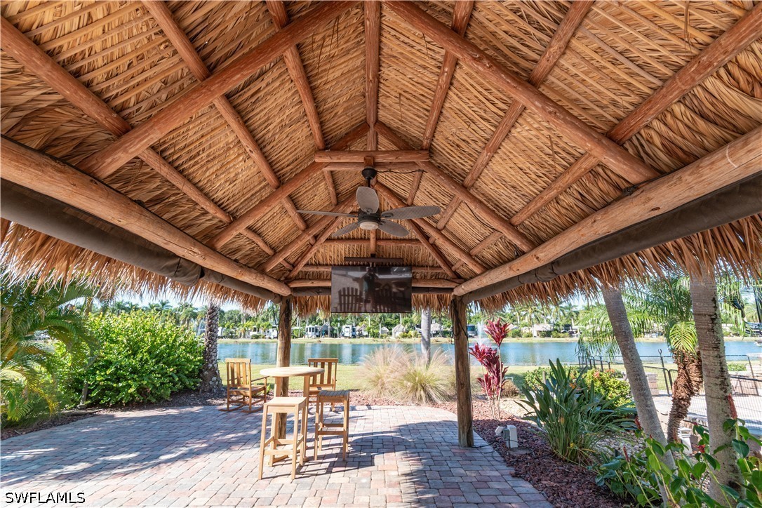 5216 Pineland Daisy Trl Property Photo 12
