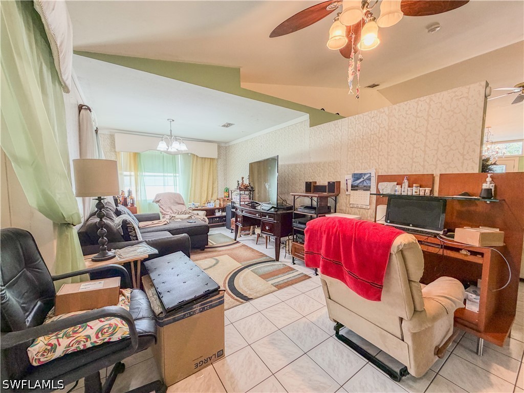 4000 Outer Dr Property Photo 12