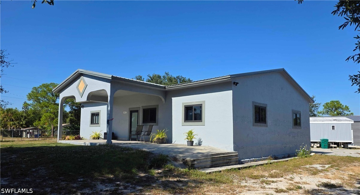 527 Perimeter Property Photo 2